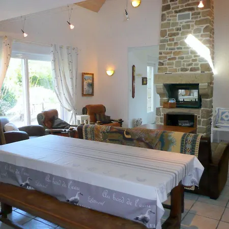 Holiday home Granite Stone House With Fireplace,