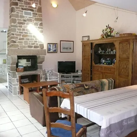 Holiday home Granite Stone House With Fireplace, *